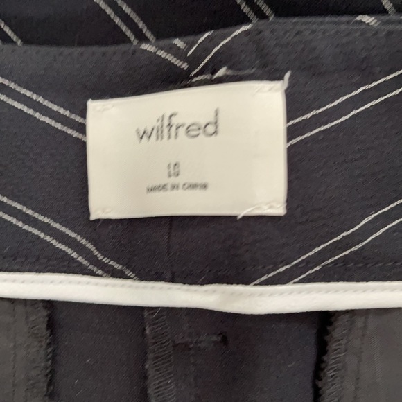 Aritzia Wilfred Tie Front Pant - Picture 3 of 4